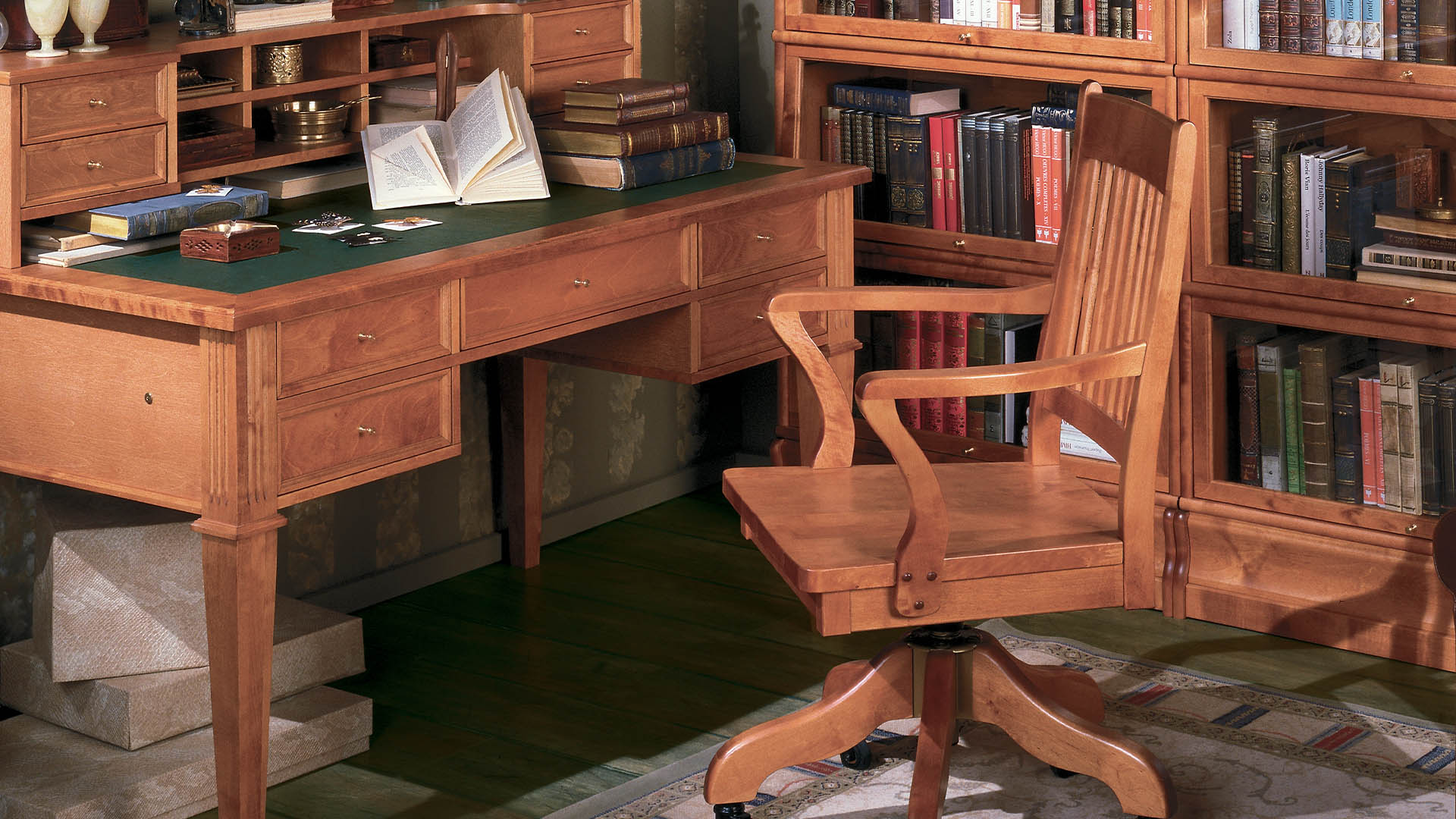 Со скидкой 30% на все столы и стулья Bjorkkvist